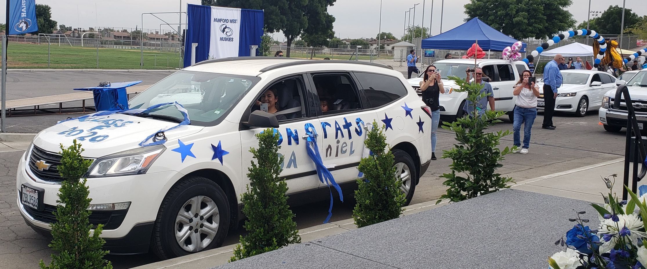 hanford west graduation car 3